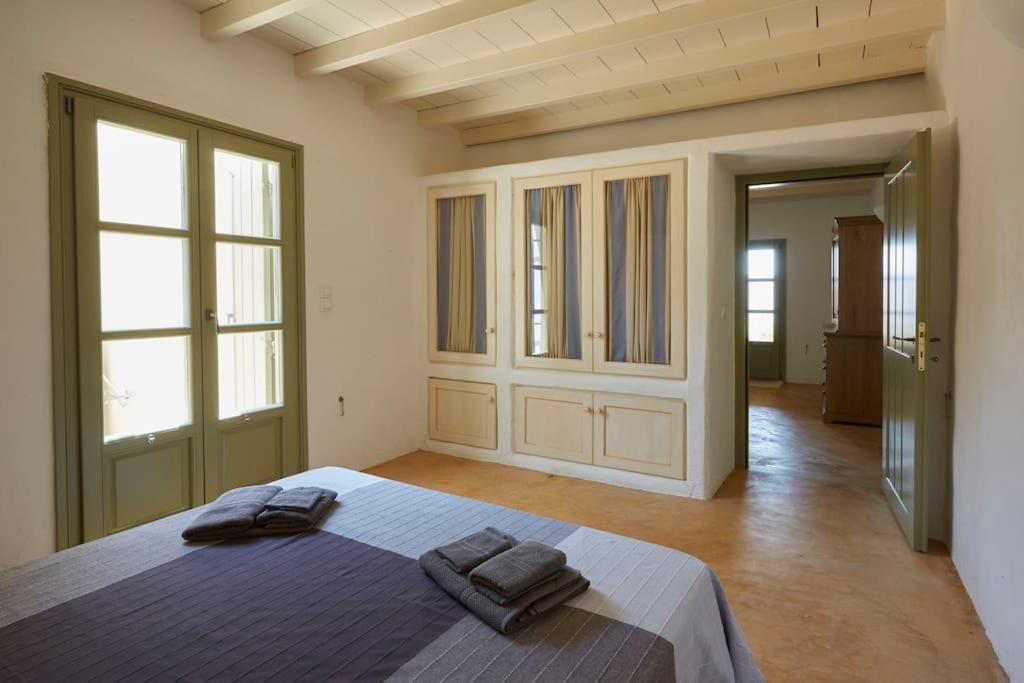 Ochre Dream, Beach Front & Sunset Villa Naousa Luaran gambar