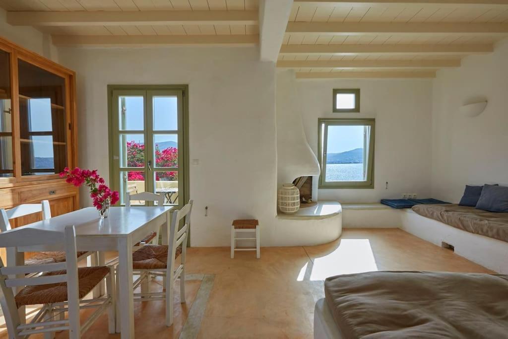 Ochre Dream, Beach Front & Sunset Villa Naousa Luaran gambar