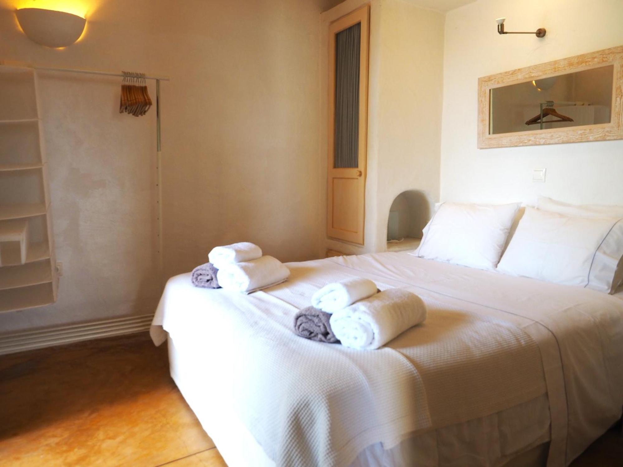 Ochre Dream, Beach Front & Sunset Villa Naousa Bilik gambar